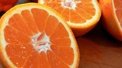 friska-apelsiner-skurna.png