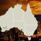 Australien med gruvmaskiner i bakgrunden
