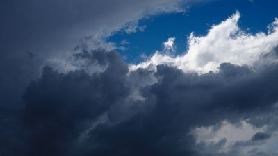 morka-moln-himmel.jpg
