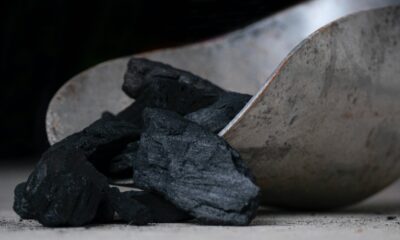 En skyffel med kol